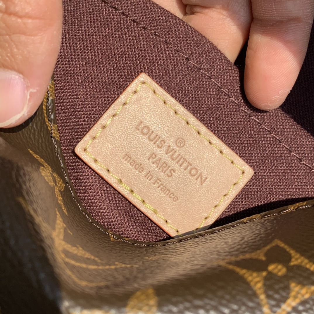 非市场普通货 进口皮料半钢五金 m40717尺寸24-14-5㎝ 推荐一款L*V家随手就能背出去逛街的f