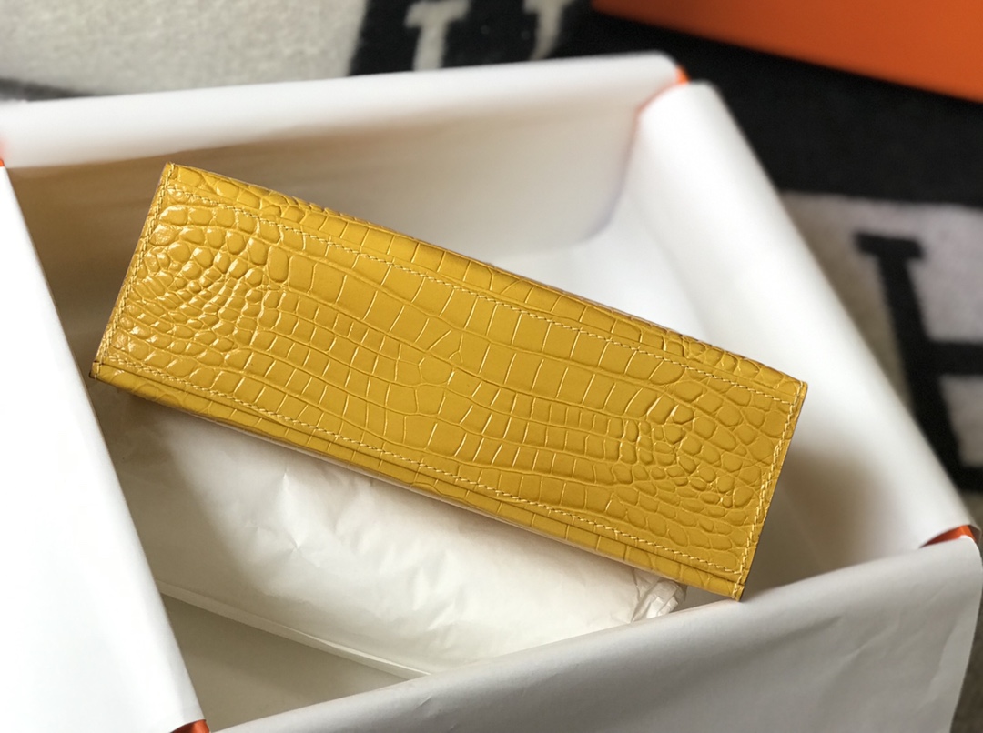 高雅德 Goyard 高定经典皮革女包手袋 #8DE0CAE7 5