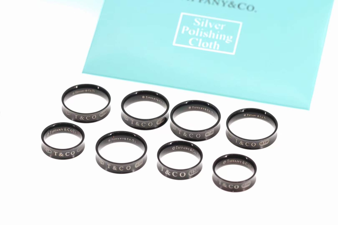 Tiffany & Co. Tiffany&Co. 1837钛金情侣戒指