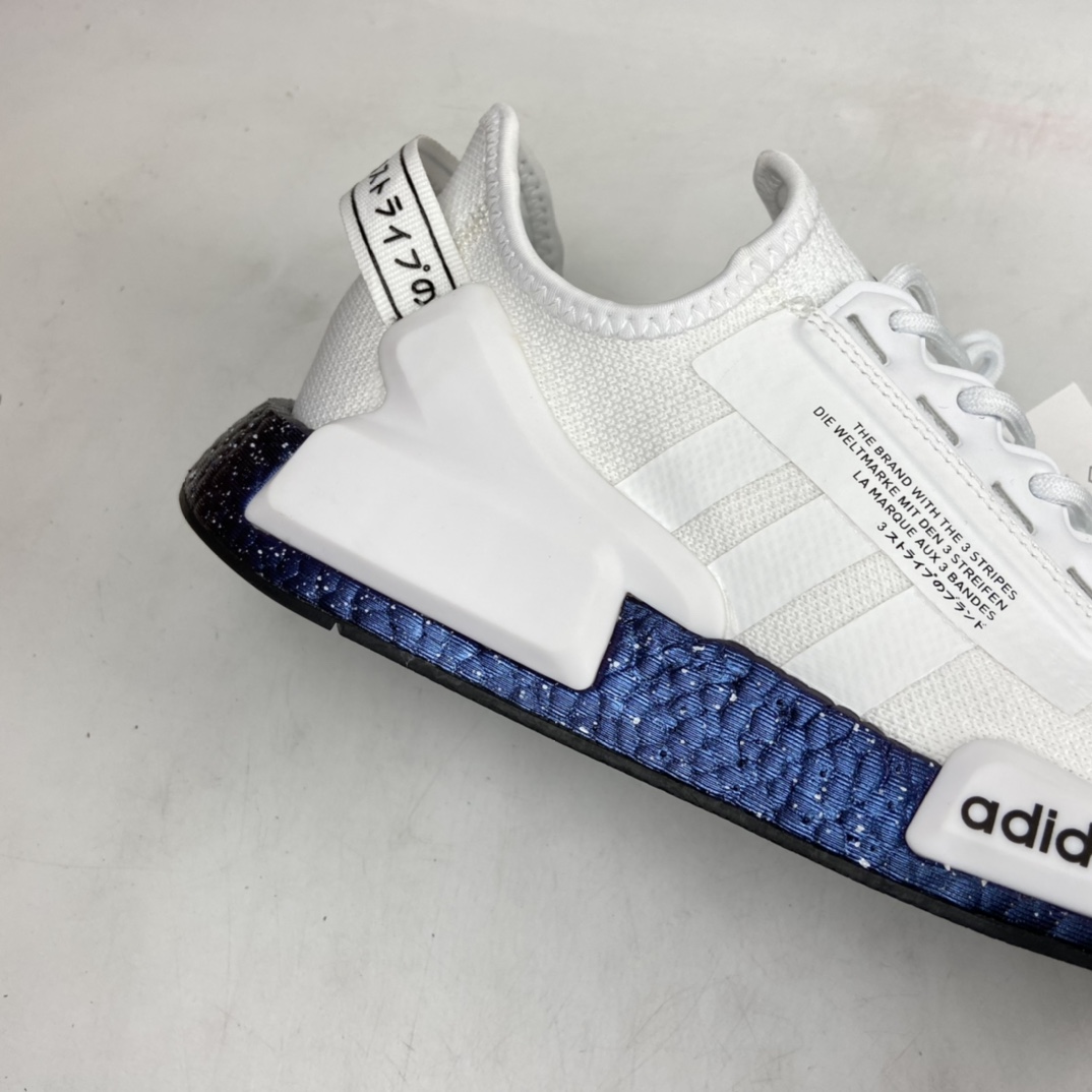 P200 AD NMD R1 Boost V2 二代弹力针织面跑鞋 GX5163