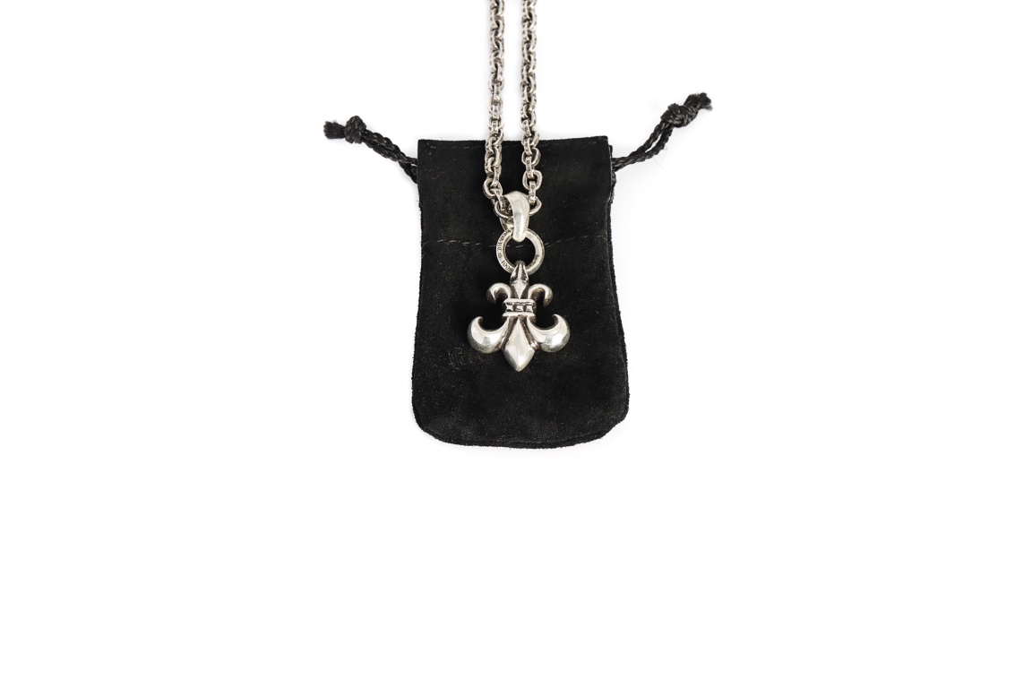 NO:105864,Chrome Hearts Crosin Classic Large Scout Pendant PP Chain Best-selling Style The Strongest Version in the Industry. Number:, Jewelry Boutique, Chrome Hearts, Chrome Hearts19860909Chrome Hearts克罗心 经典款大号童军花吊坠PP链 最畅销的款式 业内最强版本. 编号:,饰品精品,chrome hearts,chrome hearts,Jewelry