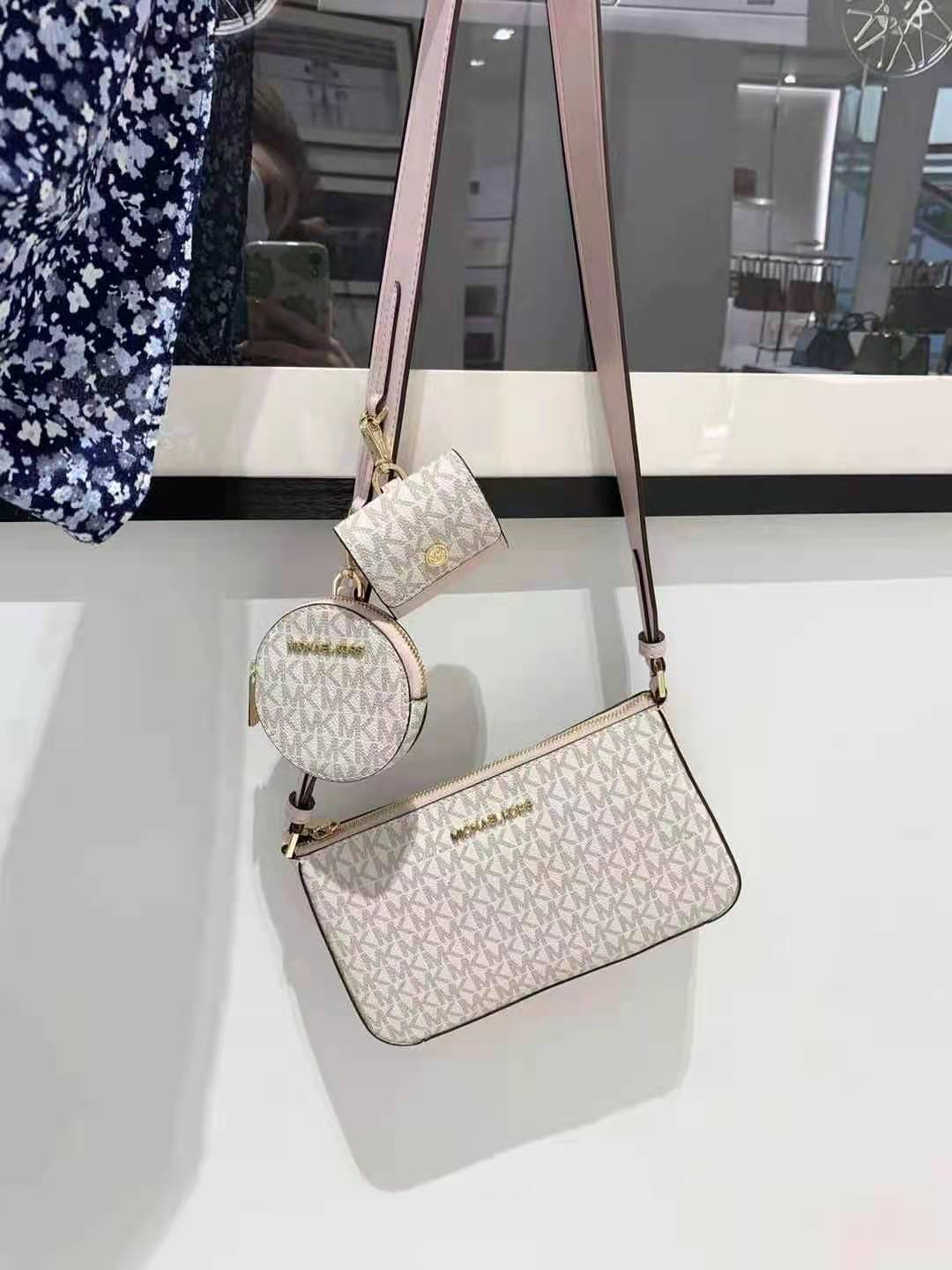 Michael Kors mk2023新款Jet Set三合一老花麻将包宽肩带斜挎包 单独2个小挂包 圆形零钱包