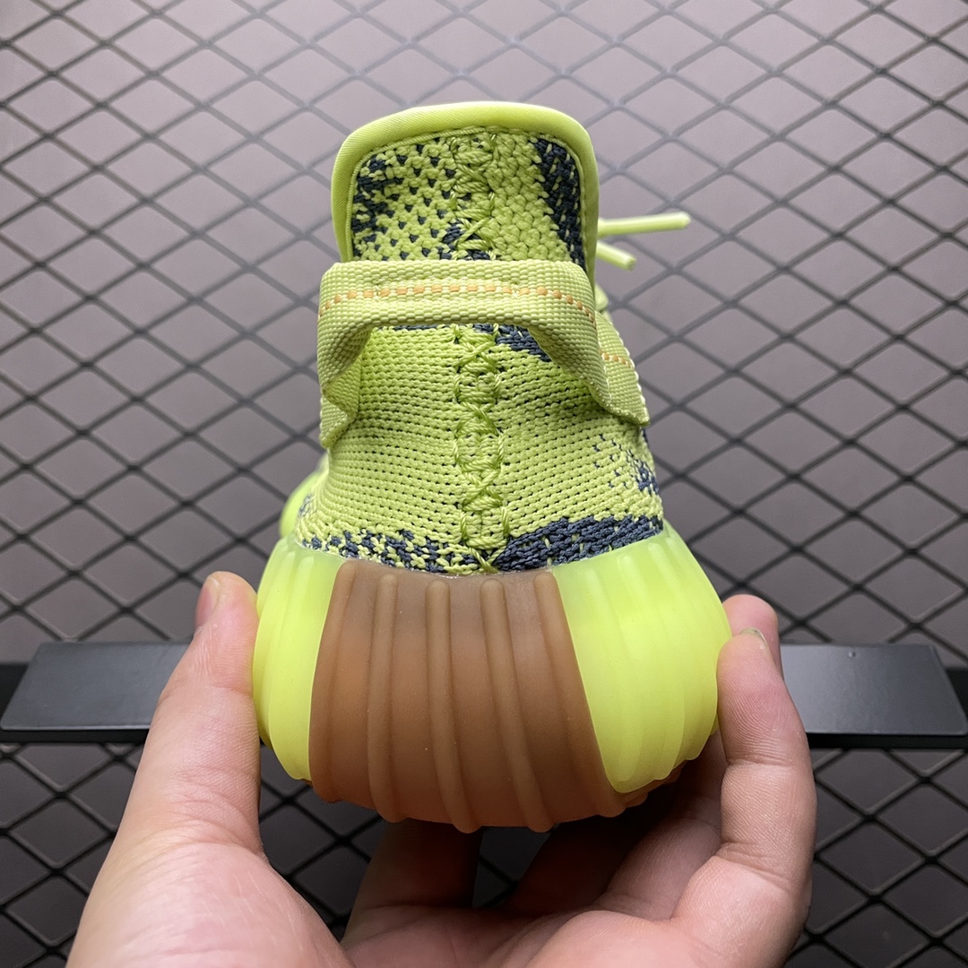 450 纯原版本 AD 阿迪 Yeezy Boost 350V2 侃爷椰子 ” Semi Frozen Yellow ” 黄斑马 B37572