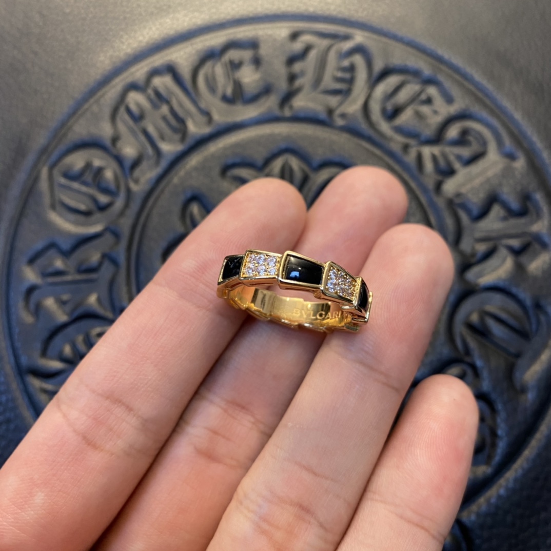 Bvlgari ring