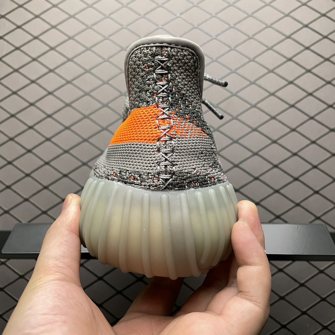 450 纯原版本 AD 阿迪 Yeezy Boost 350V2 侃爷椰子 灰橙 BB1826