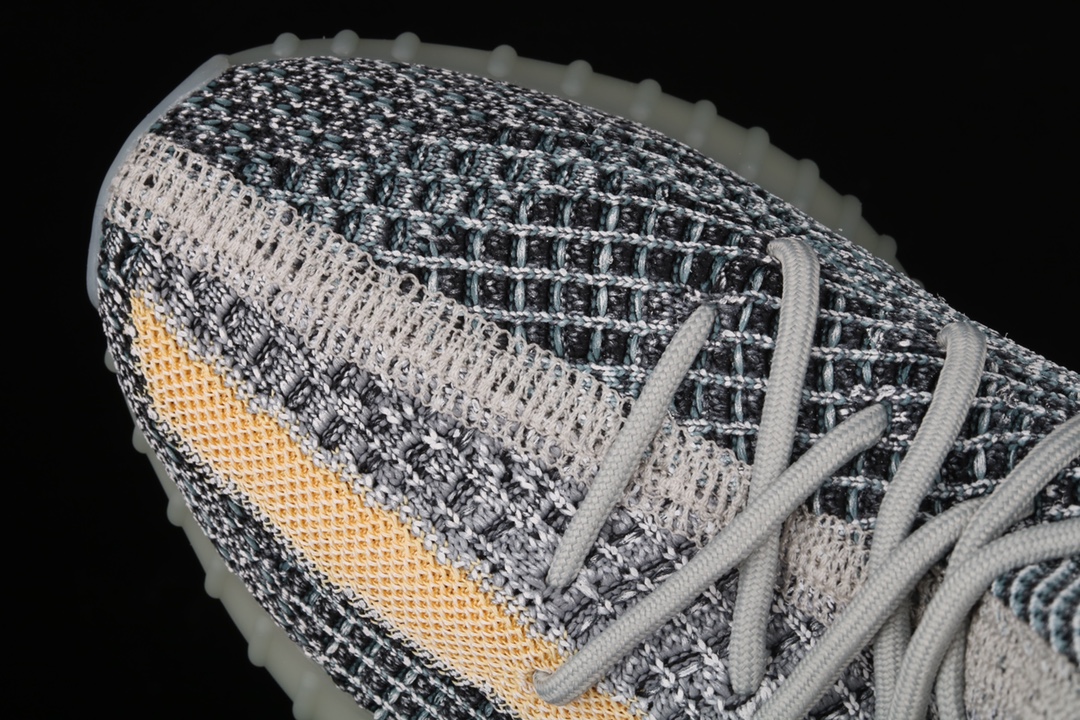 💰150真标💰180公司级💰260纯原版
Ad Yeezy 350 Boost V2“Ash Blue”GY7657 阿迪达斯椰子350二代 全新镂空水洗丹宁配色 巴斯夫Boost原底
尺码:36 36.5 37 38 38.5 39 40 40.5 41 42 42.5 43 44 44.5 45 46 47