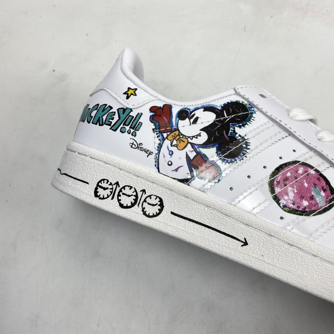 P180 Kasing Lung x Disney x adidas三叶草 Originals Superstar”Mickey FANGTASTIC”贝壳头经百典搭休闲运动板鞋“皮革彩白色迷彩涂鸦3D印花”GZ8839