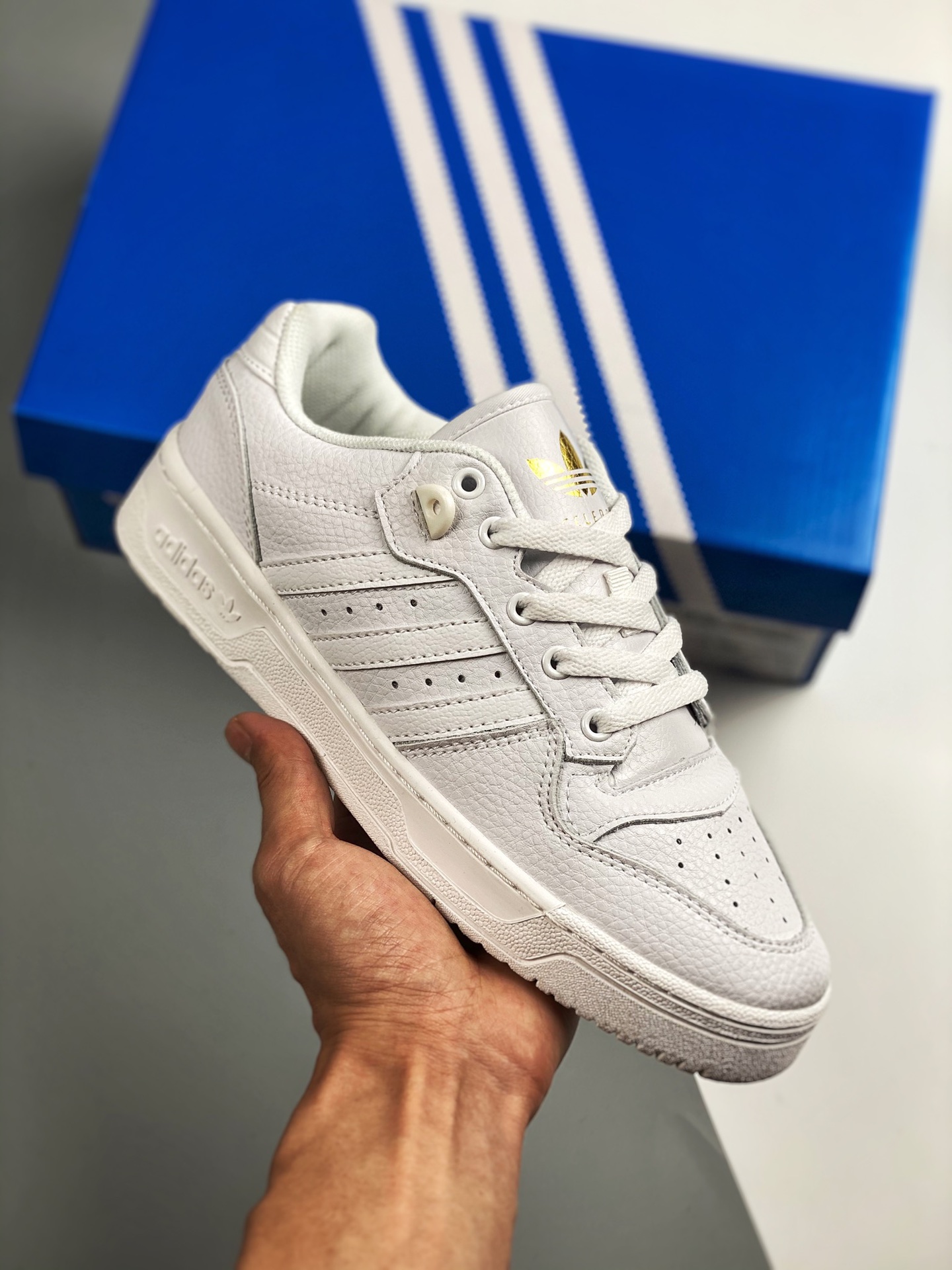 Versión de canal extranjero caja y etiqueta originales💯 Adidas Rivalry Low trébol número de artículo: FU9204 lanzado o…