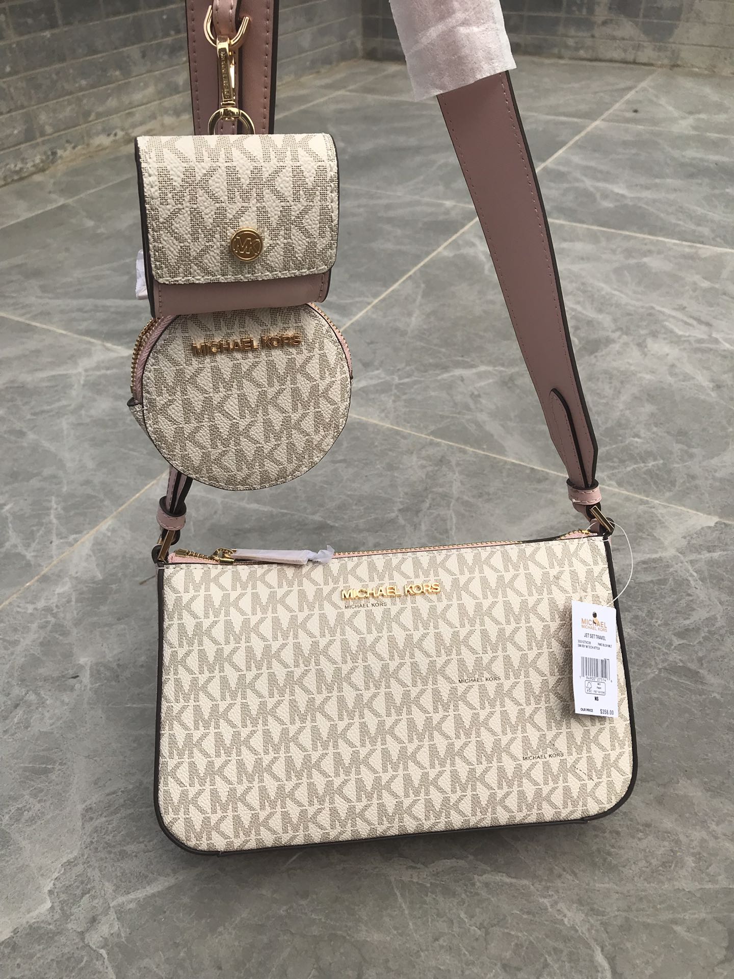 Michael Kors mk2023新款Jet Set三合一老花麻将包宽肩带斜挎包 单独2个小挂包 圆形零钱包