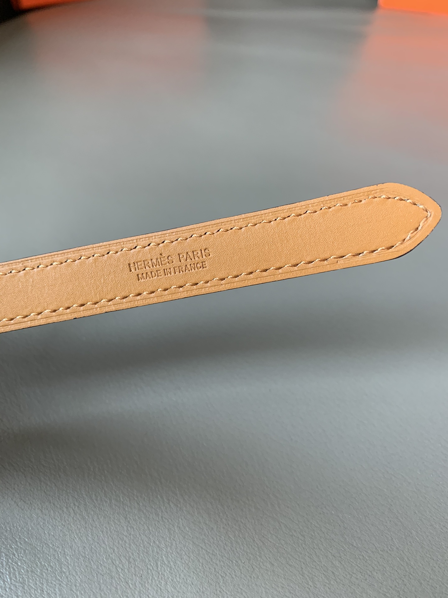 P HERMES(爱马仕) 专柜新款 👩宽1.5cm Epsom小牛皮腰带，搭配镀金钢制皮带扣。腰带袢饰