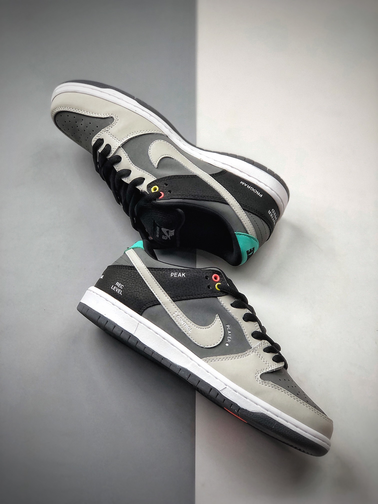 200  耐克Nike Dunk SB Low Pro ISO黑灰扣篮系列 复古休闲运动滑板鞋  CV1659-001