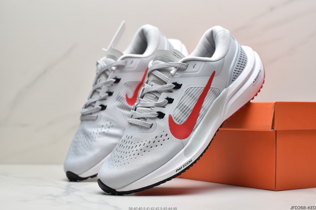 180 耐克Nike Air Zoom  Vomero 15全新科技 CU1855-103