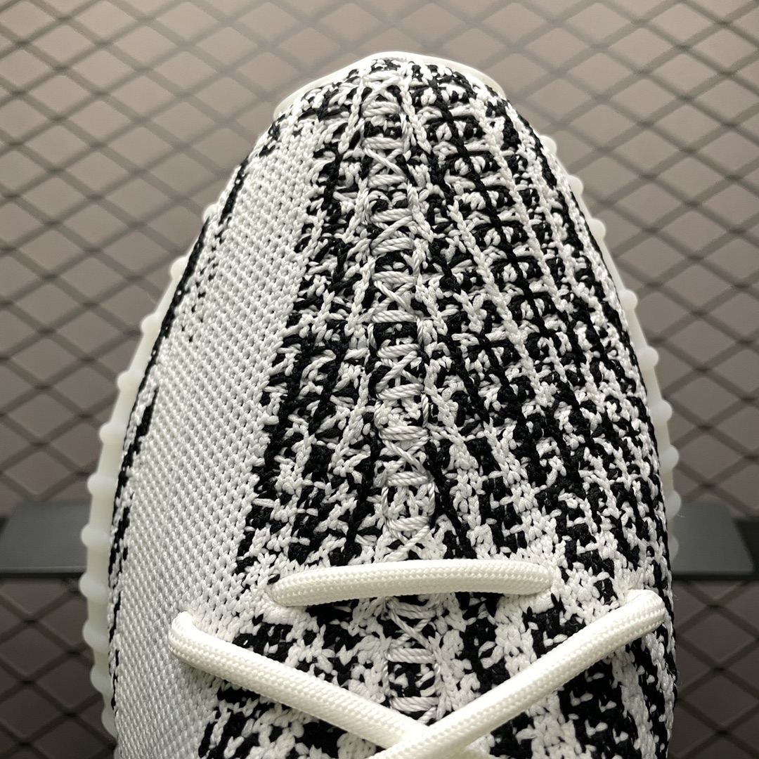 450 纯原版本 AD 阿迪 Yeezy Boost 350V2 ” Zebra ” 侃爷椰子 白斑马 CP9654