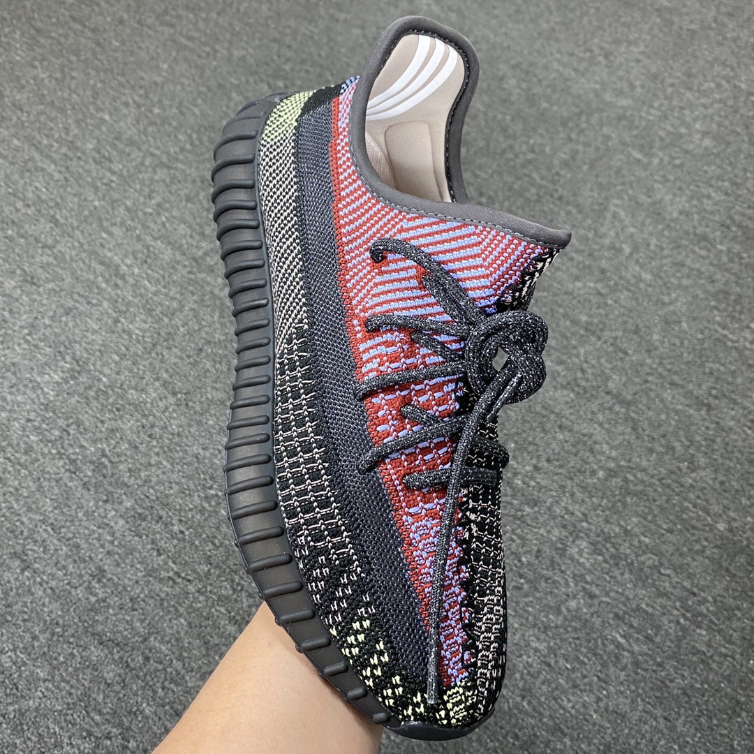 Yeezy350黑红满天星鞋码36-