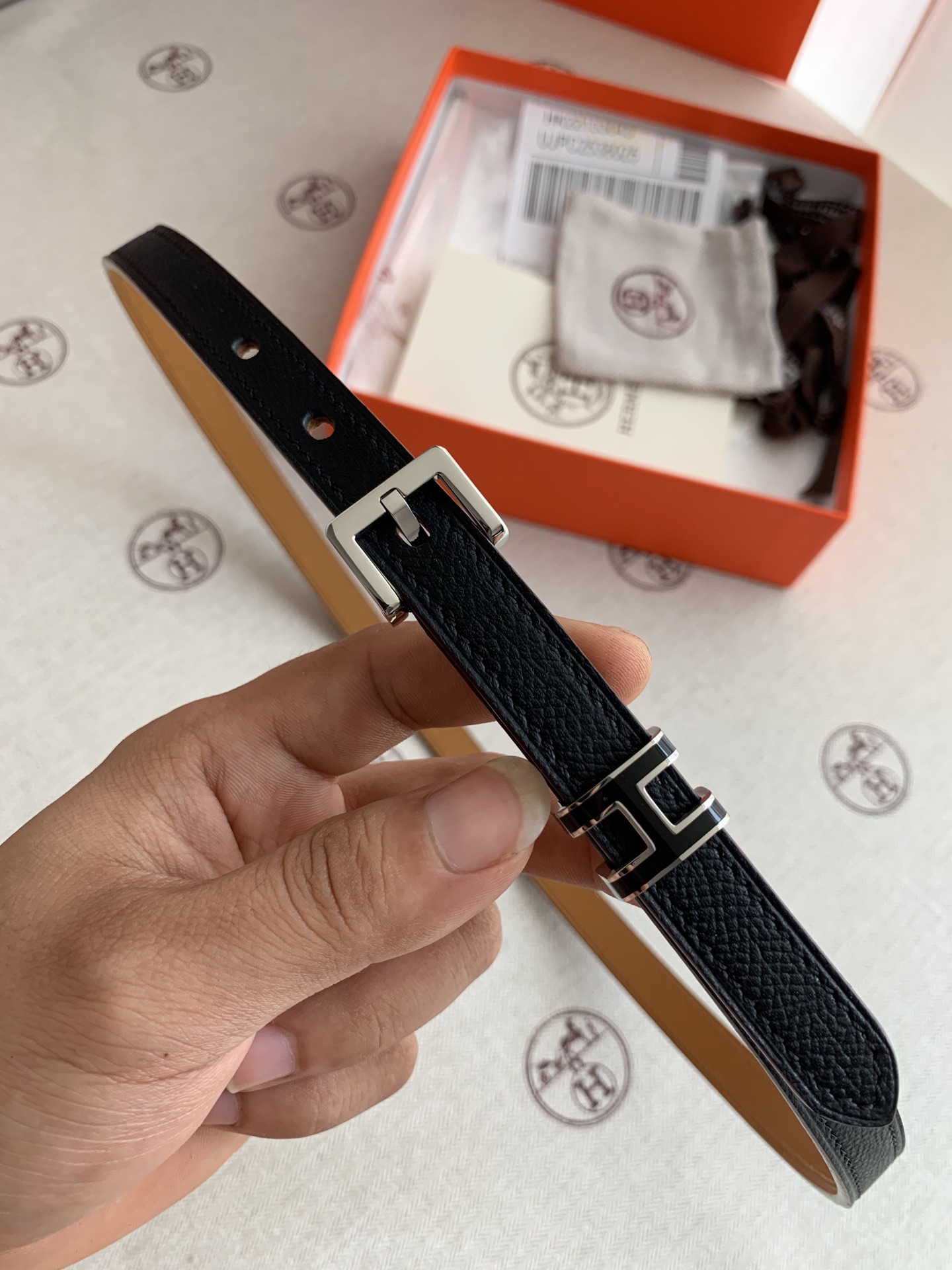 爱马仕新款HermèsO-H系列手掌