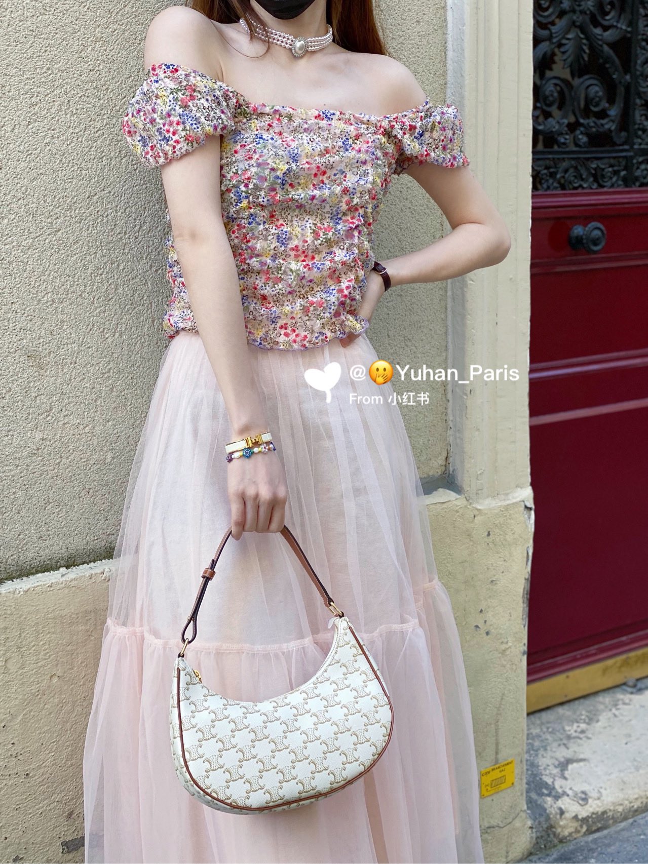 CELINE AVA 白花Ttiomphe腋下包 193952