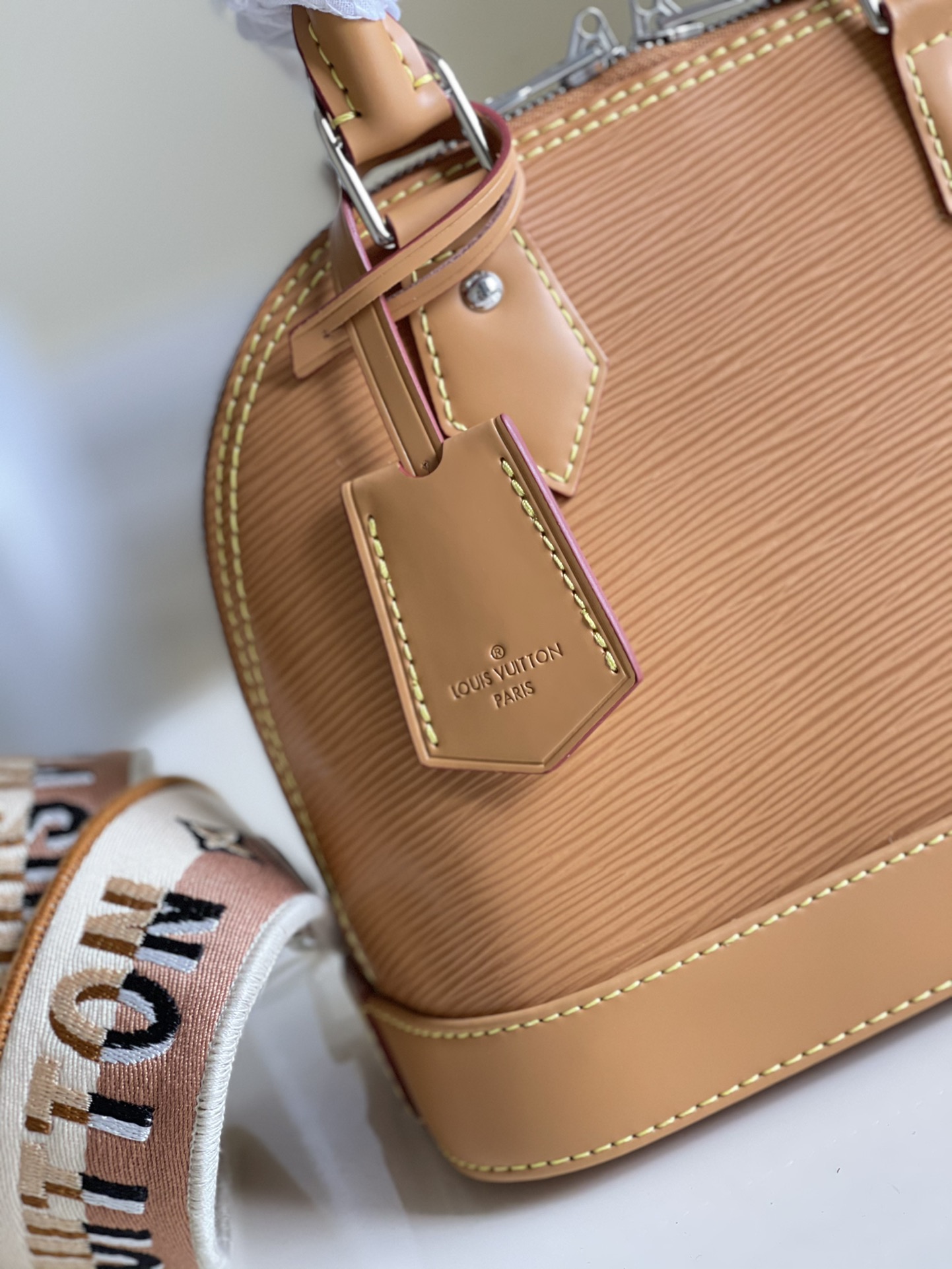 路易威登 Louis Vuitton 高定典藏经典高奢皮具手袋托特包斜挎包女包 #F2882AC9 4