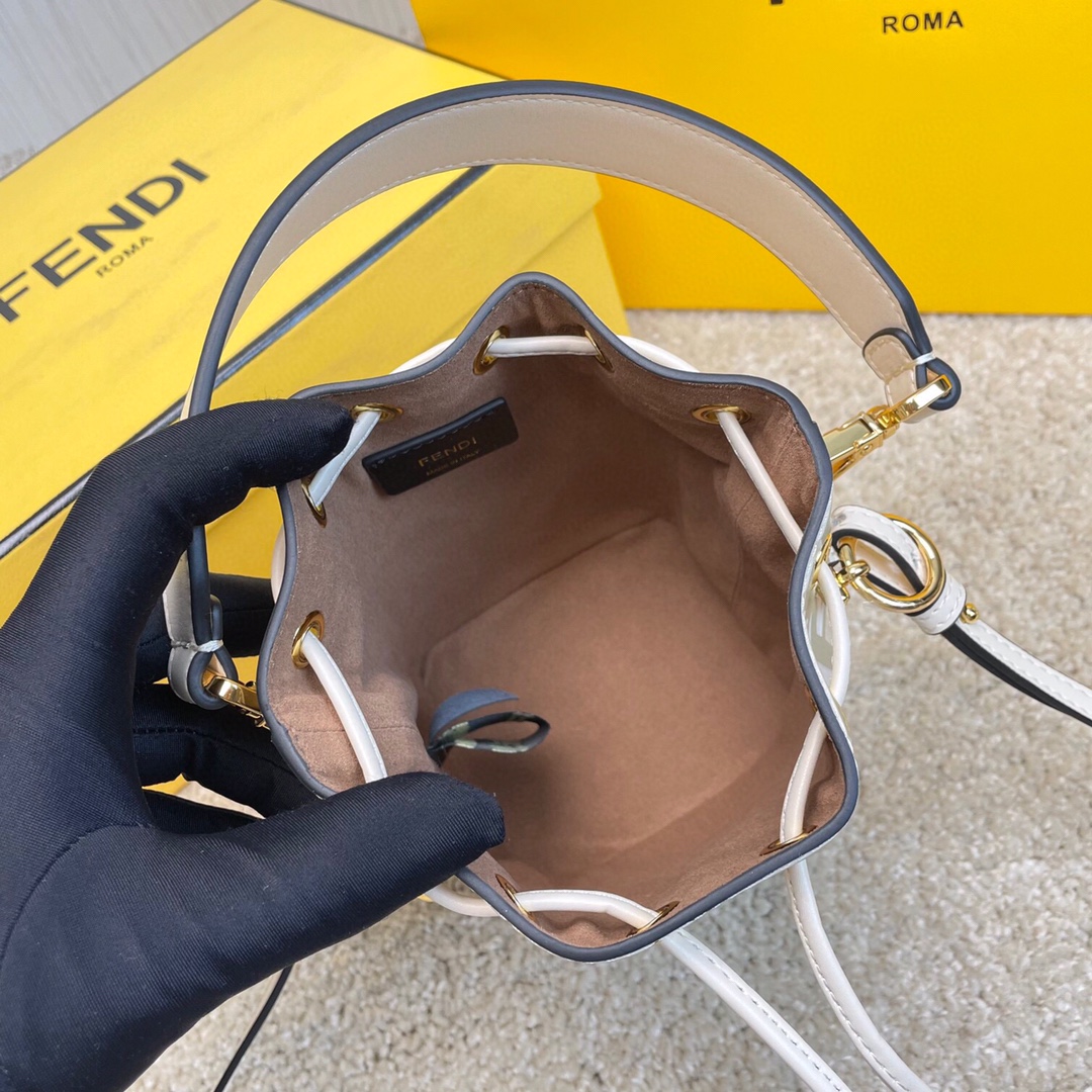 Fendi Mon Tresor水桶包 型号：8802