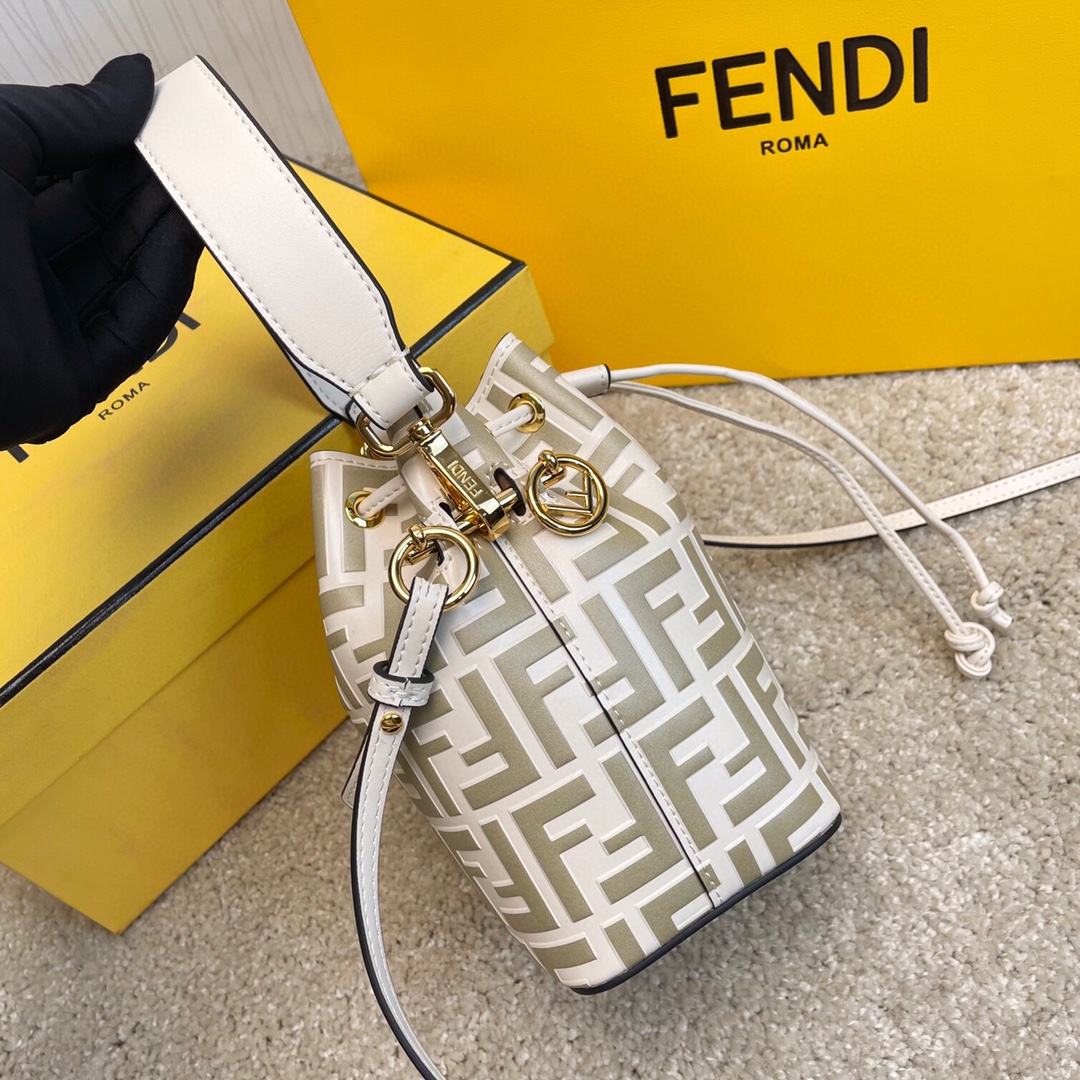 Fendi Mon Tresor水桶包 型号：8802