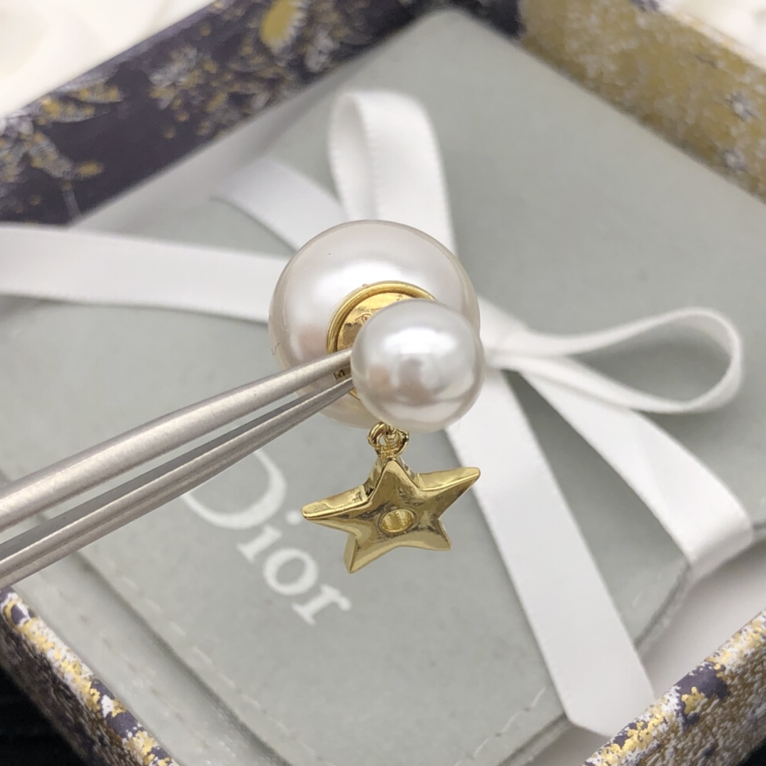 Dior 迪奥 一线 都爱的Dior· 迪奥