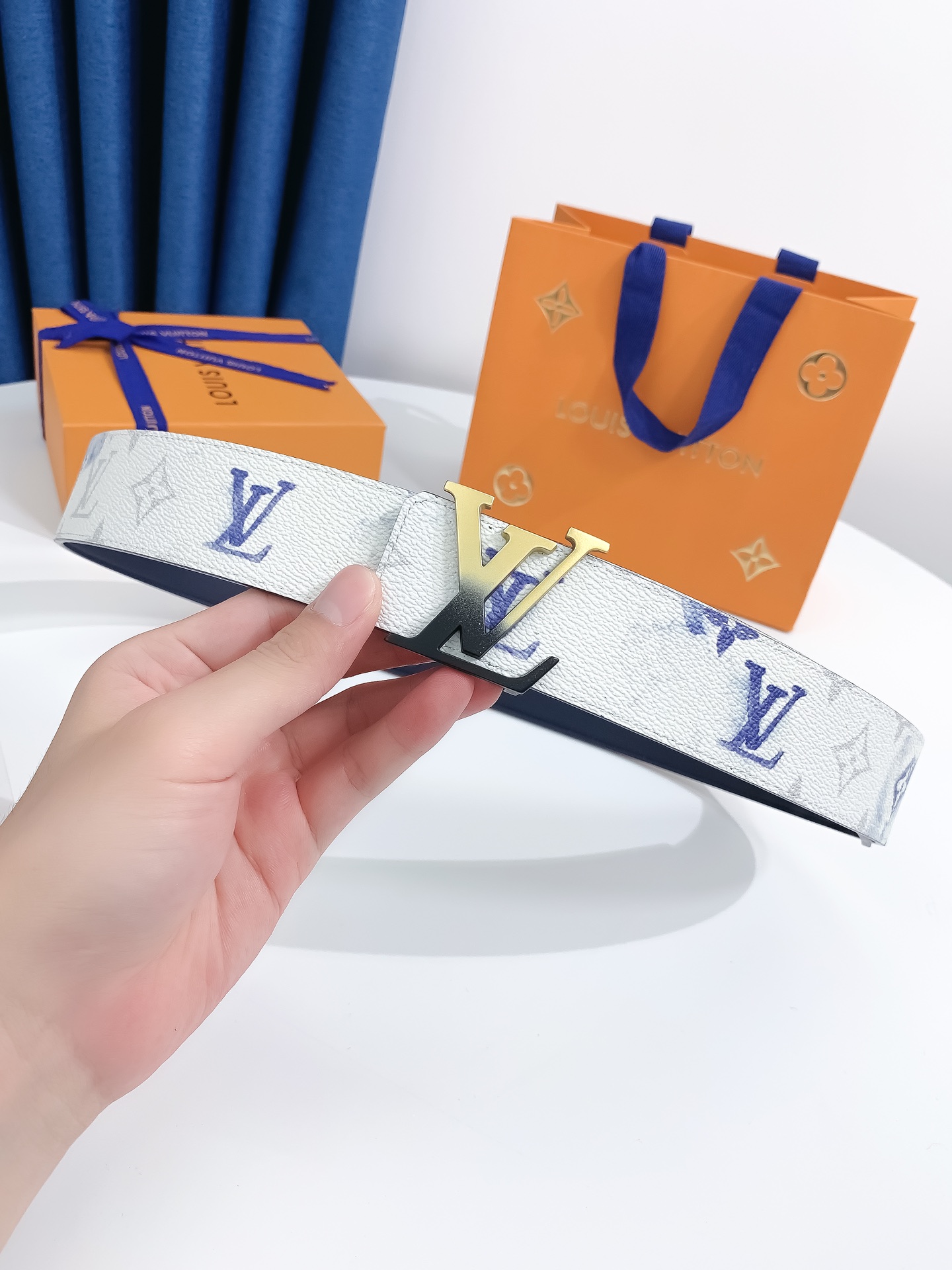 Lv代购货品宽度4.0CM原厂黑花防