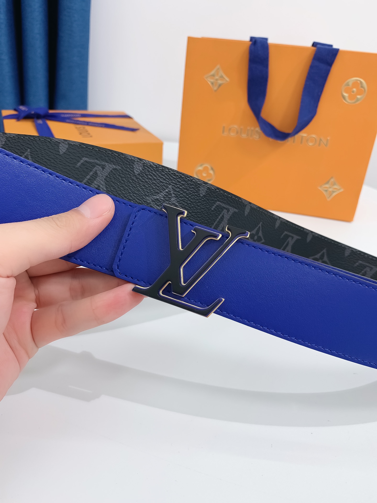 Lv代购货品宽度4.0CM原厂黑花防