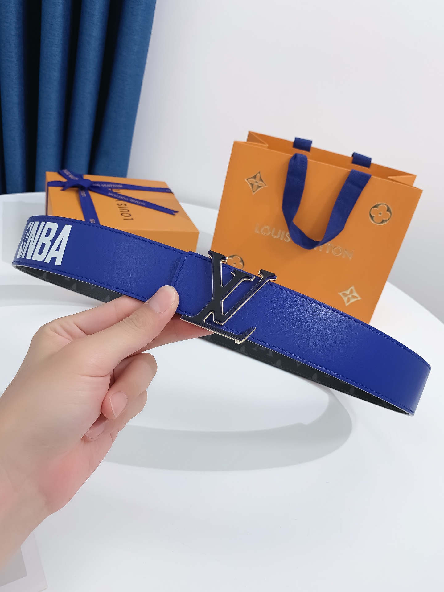 Lv代购货品宽度4.0CM原厂黑花防