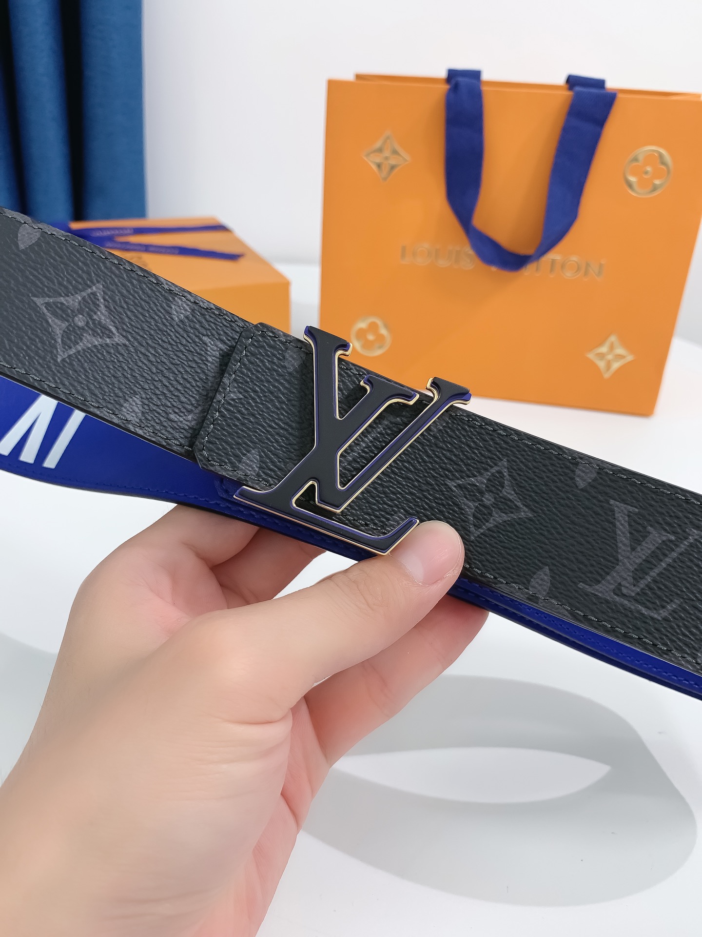Lv代购货品宽度4.0CM原厂黑花防