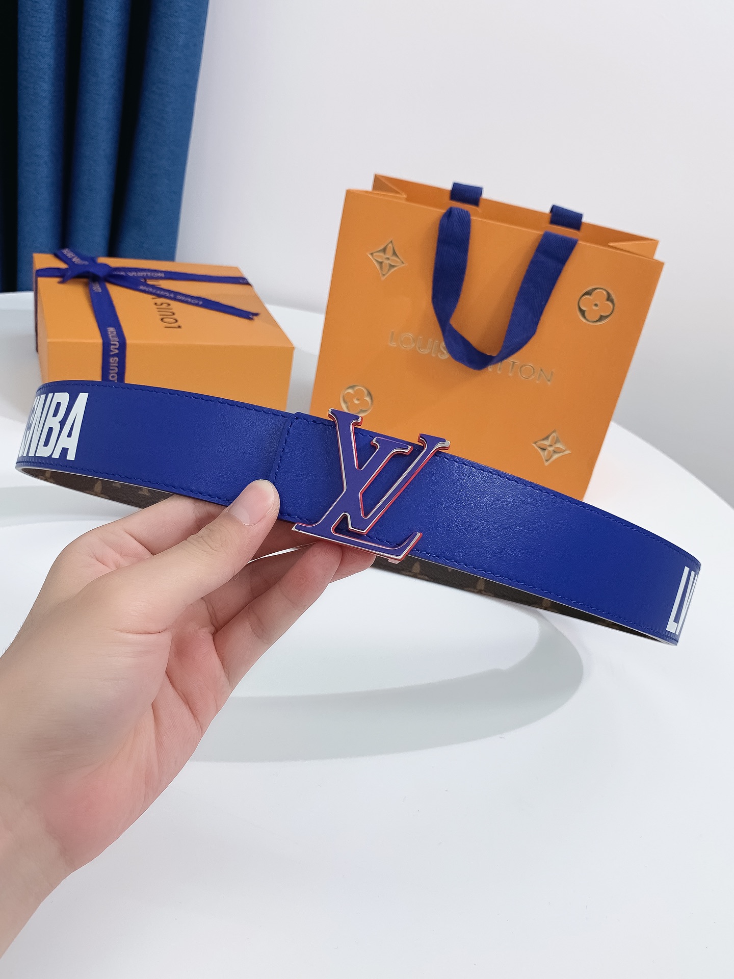 Lv代购货品宽度4.0CM原厂黑花防