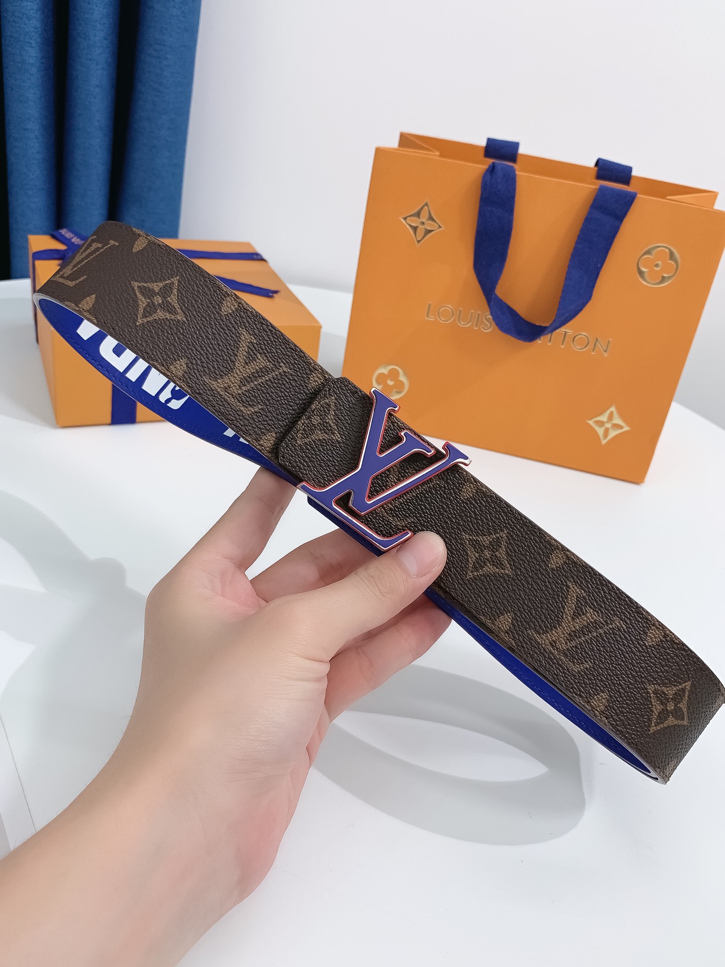 Lv代购货品宽度4.0CM原厂黑花防