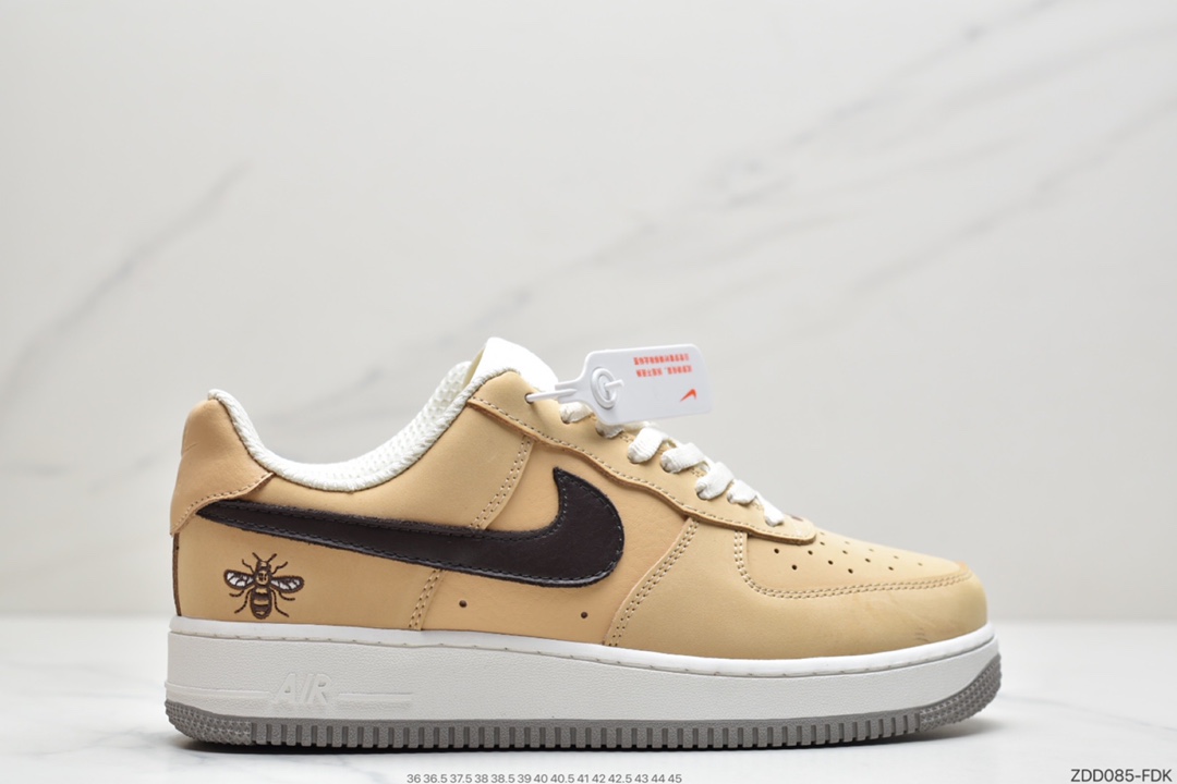 230  耐克Nike Air Force 1 Low”Manchester Bee”空军一号低帮经典百搭休闲运动板鞋“奶茶黄曼彻斯特蜜蜂”DC1939-200