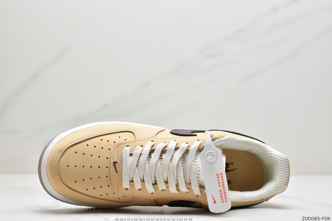 230  耐克Nike Air Force 1 Low”Manchester Bee”空军一号低帮经典百搭休闲运动板鞋“奶茶黄曼彻斯特蜜蜂”DC1939-200