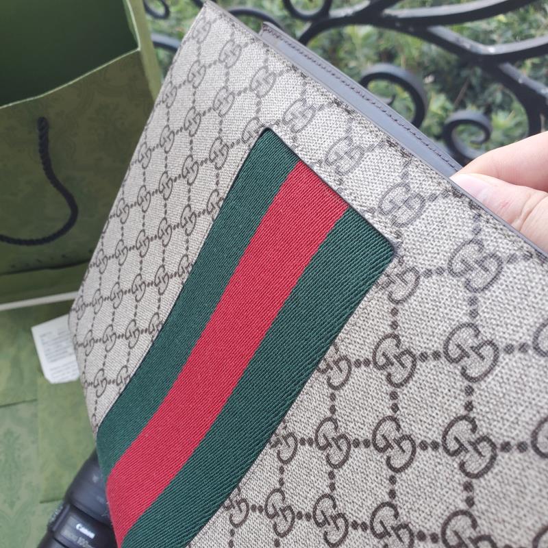 Comparison of Gucci and LV Handbags: Model 475316 Size 26*20 - 图片 3