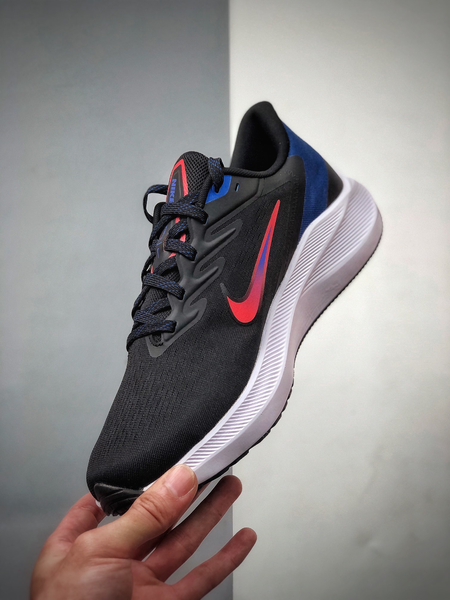 180  Air Zoom Winflo 7代 网面透气 训练跑步鞋  CJ0291-006