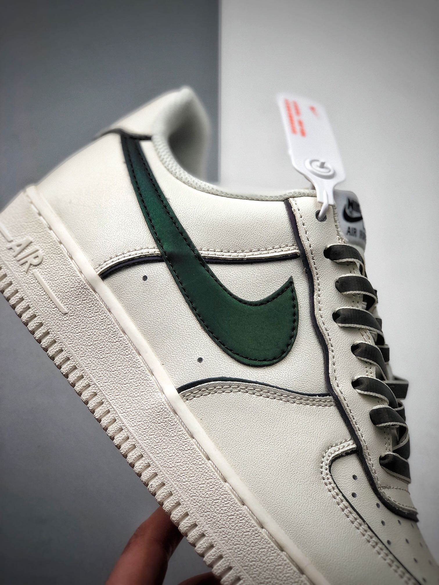 240  Nike Air Force 1 Low 3M反光幻彩变色龙空军一号低帮百搭休闲运动板鞋BQ0086-365