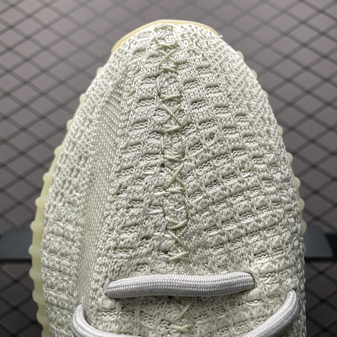 300 AD 阿迪 Yeezy Boost 350V2 侃爷椰子 温变 GY3438