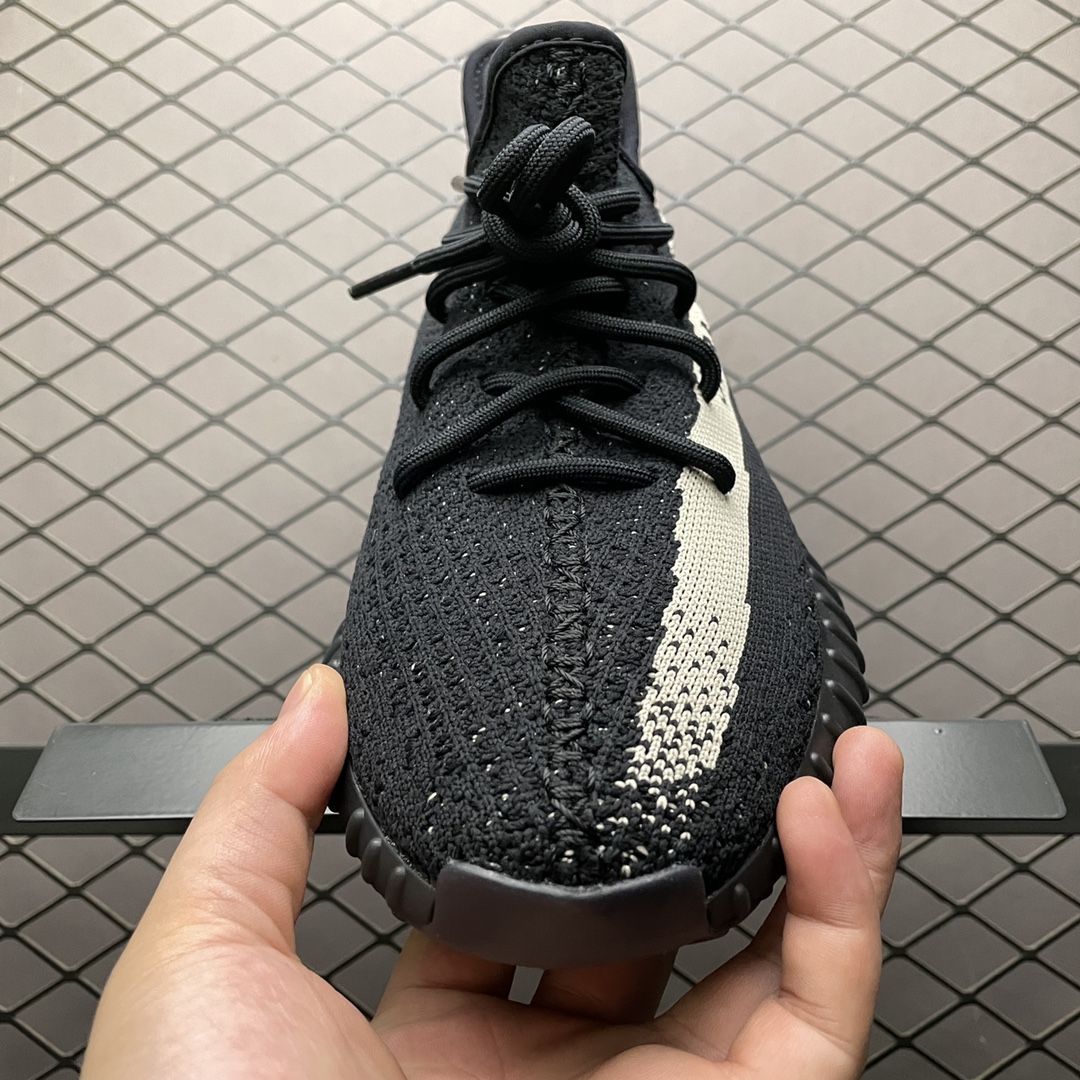 450 纯原版本 AD 阿迪 Yeezy Boost 350V2 侃爷椰子 黑白 BY1604