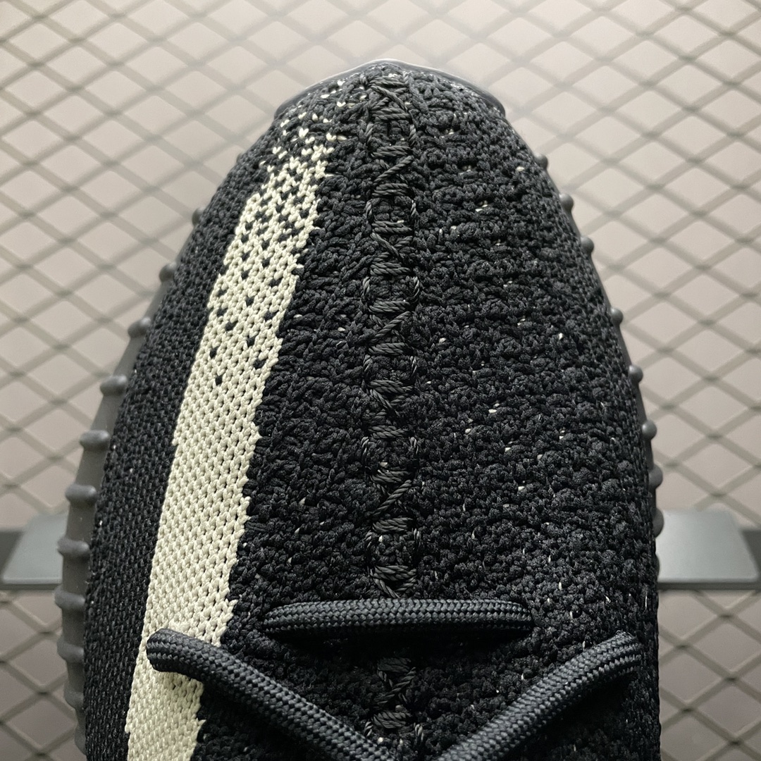 450 纯原版本 AD 阿迪 Yeezy Boost 350V2 侃爷椰子 黑白 BY1604