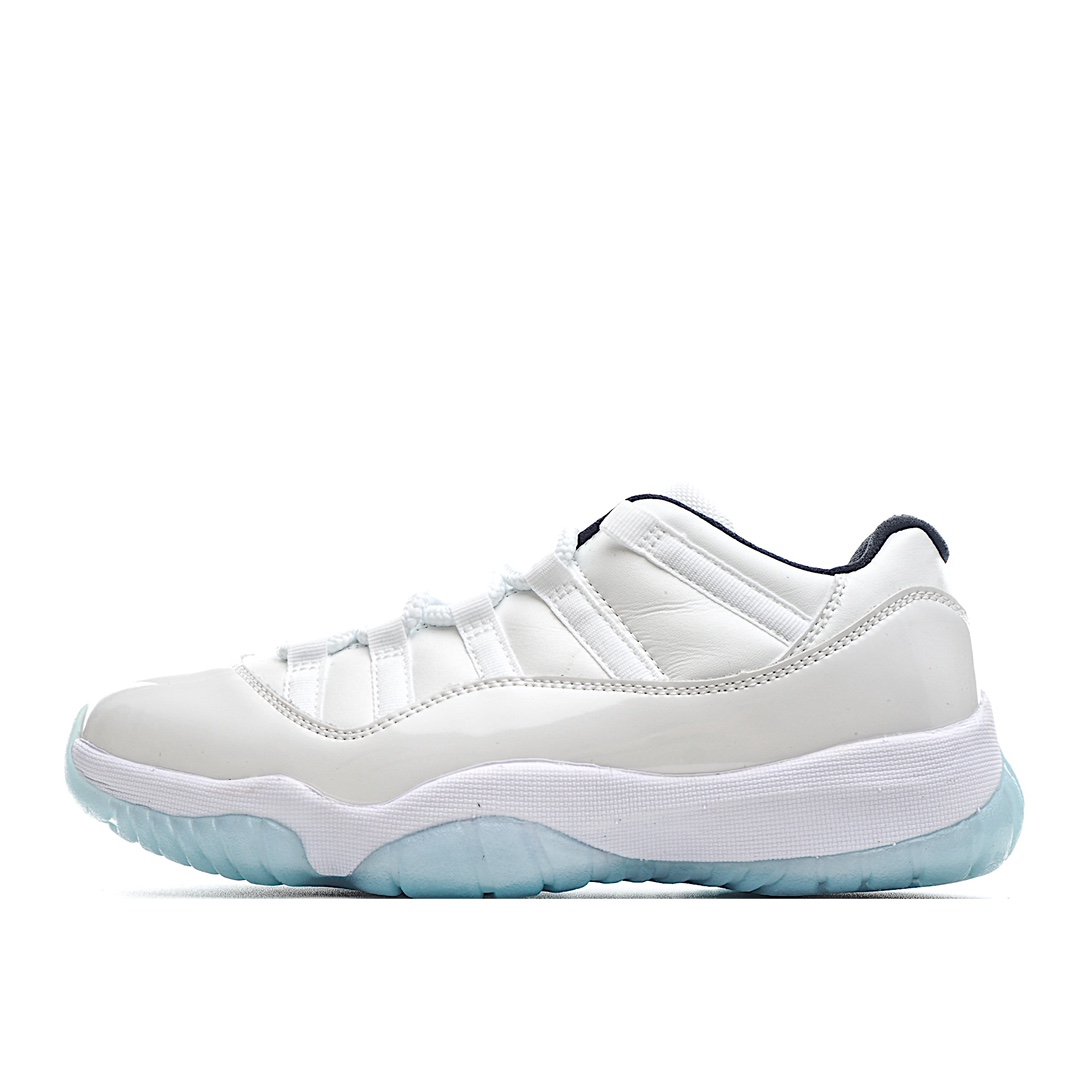 K0 Air Jordan 11 Retro Low “Legend Blue” AJ11乔11 传奇蓝 低帮文化篮球鞋 AV2187-117 以白色鞋身搭载湖水蓝水晶外底而成。黑色内衬以及蓝色鞋舌细节，则突显出整体的清爽气质。原装碳板加持 内置全掌Sole气垫 。