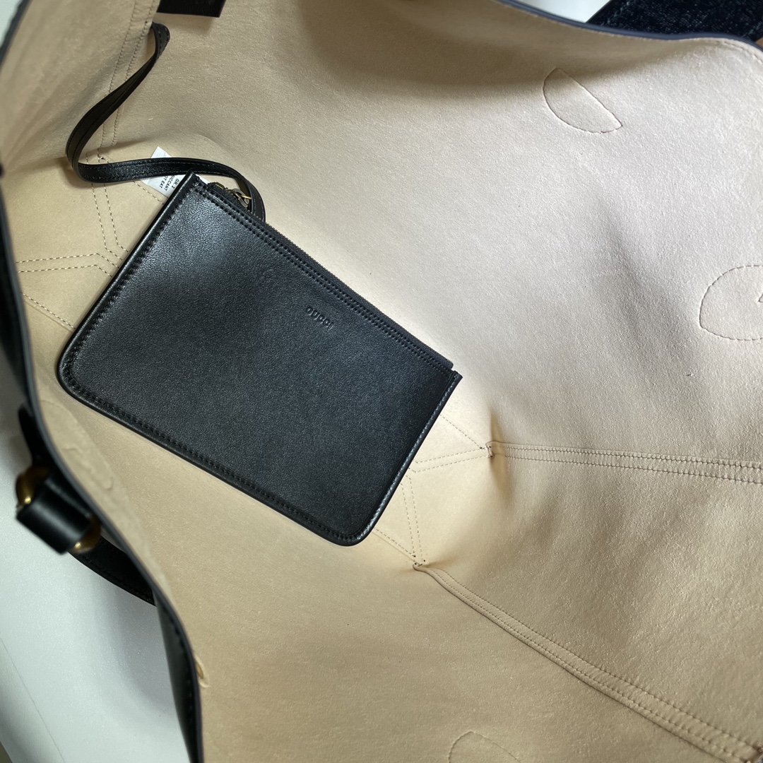 GUCCI古驰 21春夏女士双G中号托特包649577