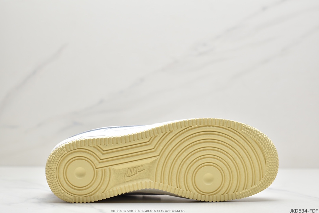 160 耐克Nike Air Force 1 Low 空军一号低帮百搭休闲运动板鞋DM0970