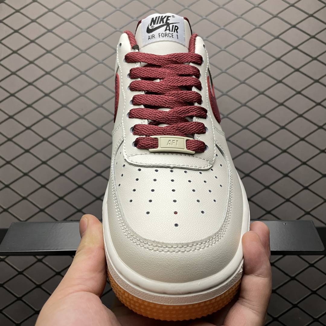 200 NIKE Air Force 1 空军一号低帮运动休闲板鞋 AQ4134-501