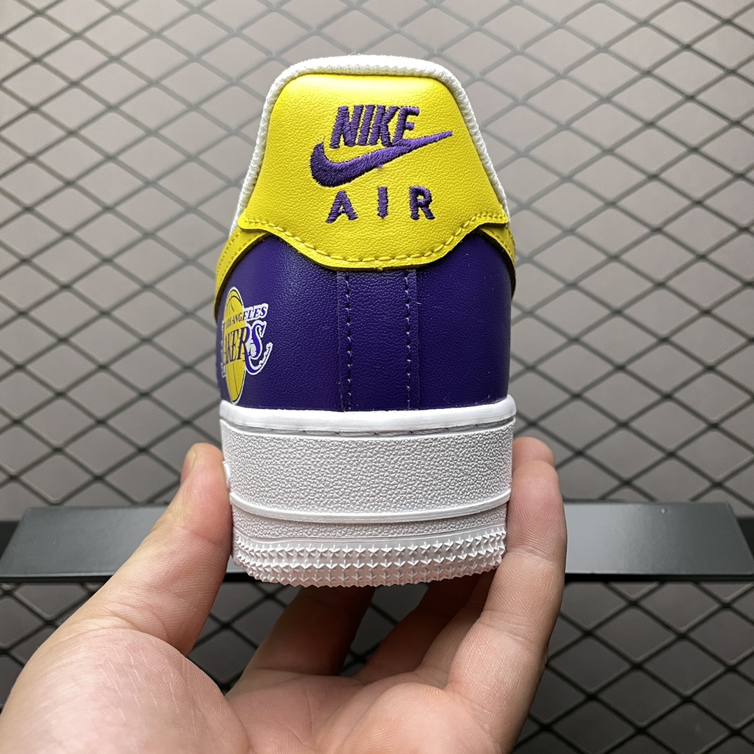 260 NIKE Air Force 1 空军一号低帮运动休闲板鞋 315122-118