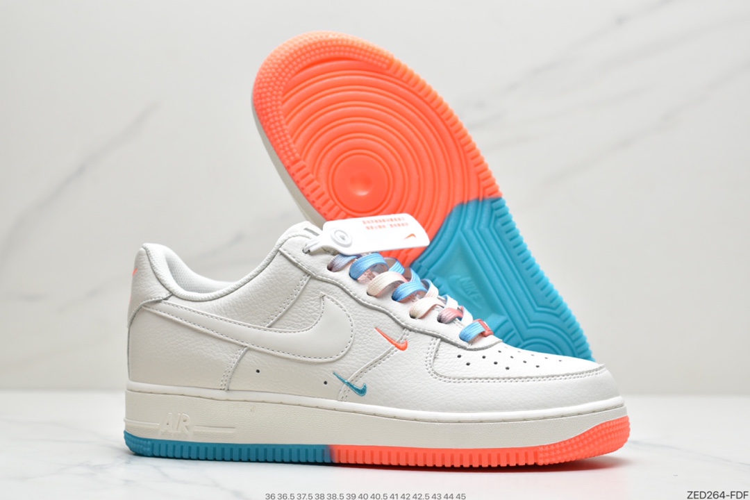 260 耐克Nike Air Force 1’07 QS”Summit White/Blue/Red Swooshes”空军一号经典低帮百搭休闲运动板鞋“皮革米白蓝红迷你双钩子”CT1989-101