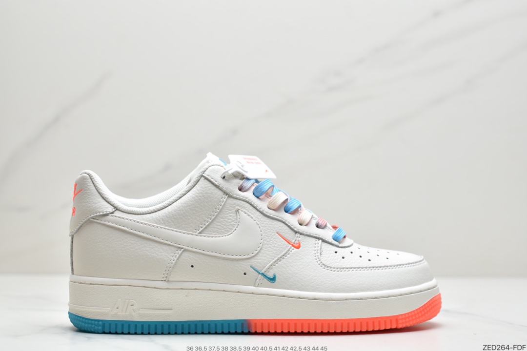 260 耐克Nike Air Force 1’07 QS”Summit White/Blue/Red Swooshes”空军一号经典低帮百搭休闲运动板鞋“皮革米白蓝红迷你双钩子”CT1989-101
