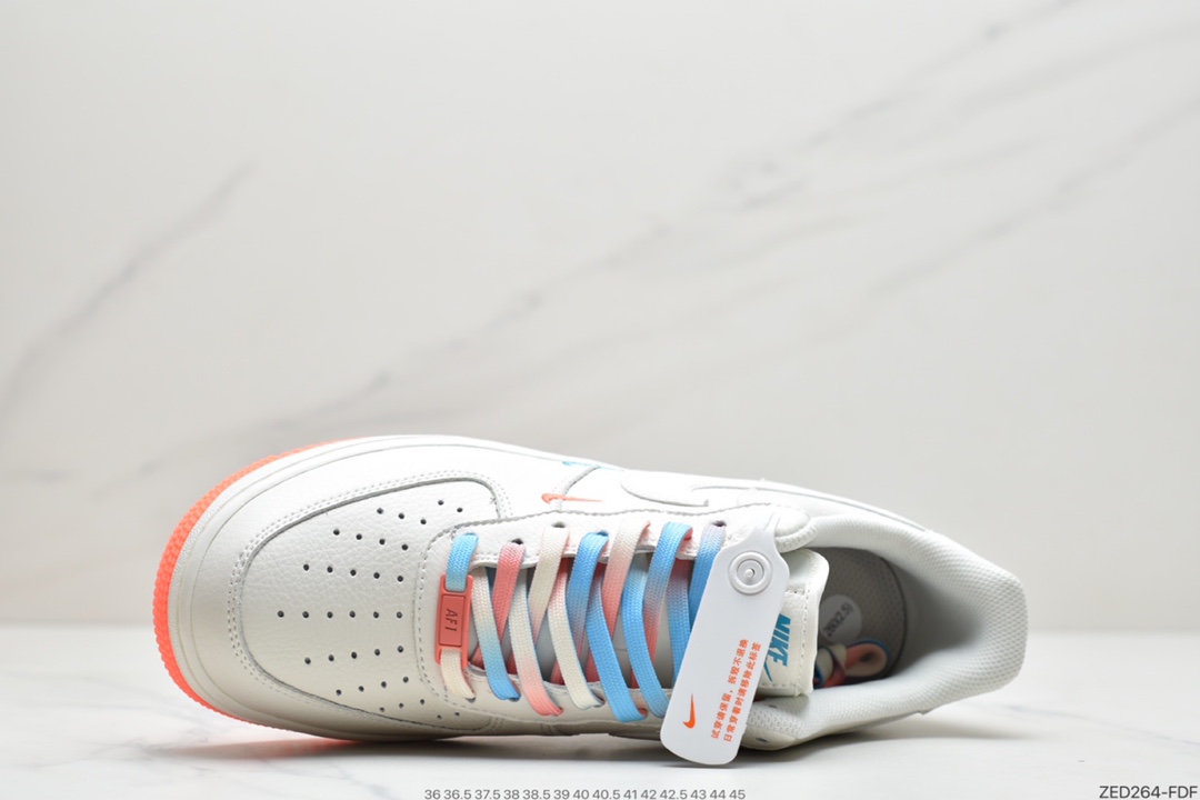 260 耐克Nike Air Force 1’07 QS”Summit White/Blue/Red Swooshes”空军一号经典低帮百搭休闲运动板鞋“皮革米白蓝红迷你双钩子”CT1989-101