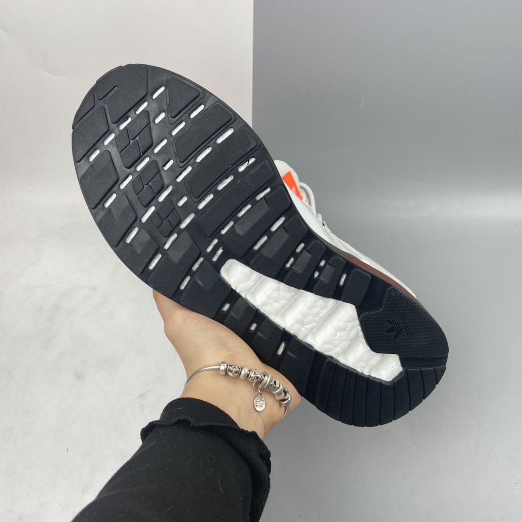 P220 Ad ZX 2K Boost 网纱针织呼吸面套脚休闲运动慢跑鞋 F38773