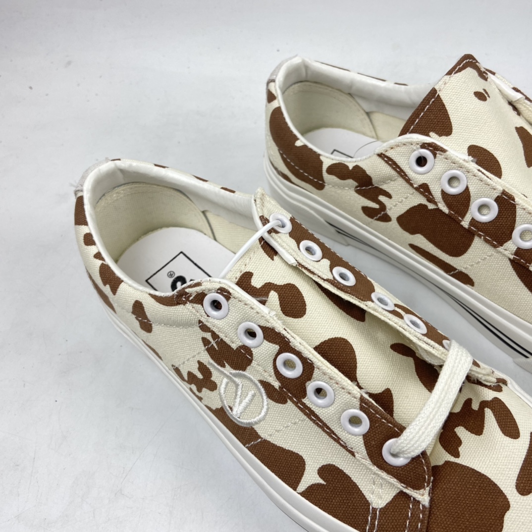 P150 Vans Sid DX 万斯棕色奶牛纹安纳海姆低帮帆布板鞋 VN0A4BTX41A