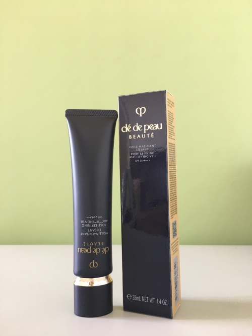 Clé de Peau Beauté Voile Matifiant Lissant Pore-Refining Mattifying Veil SPF 25 1 Clé de Peau Beauté Voile Matifiant Lissant Pore-Refining Mattifying Veil SPF 25