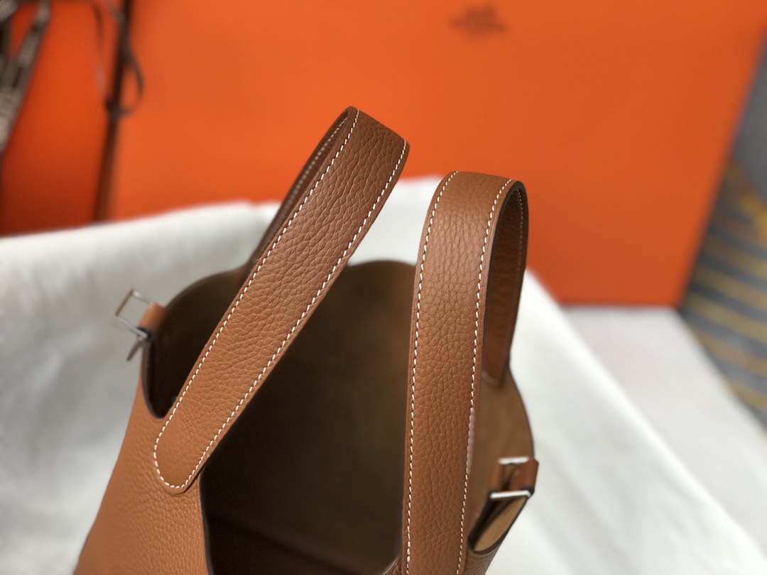 Hermès Picotin Lock 18 Handbag: Casual Bucket Bag in Brown Leather 8 i1620199475 5083 6